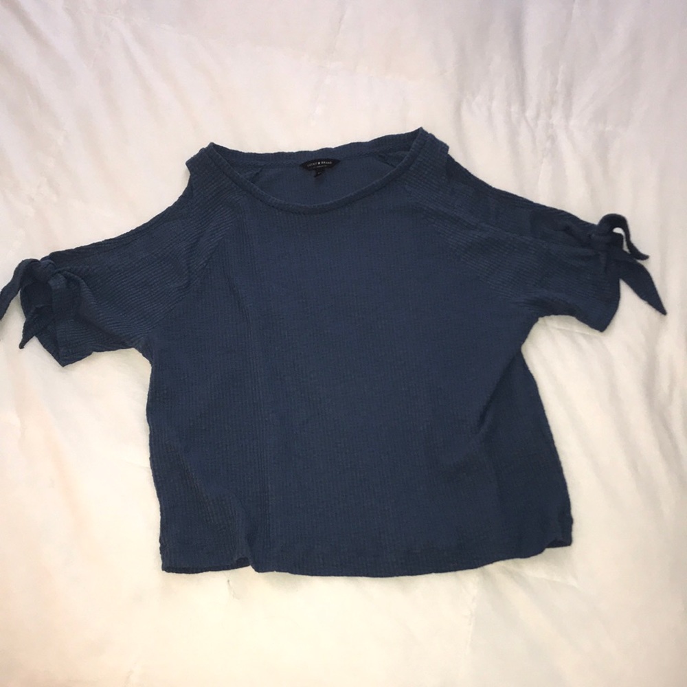 lucky brand open shoulder shirt
